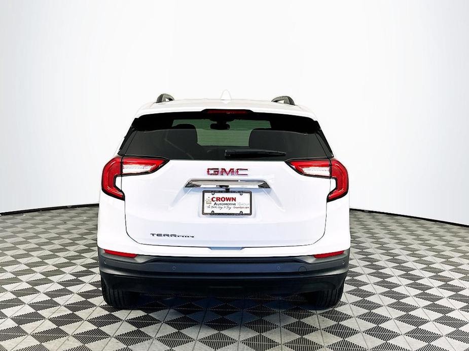 new 2024 GMC Terrain car, priced at $30,115