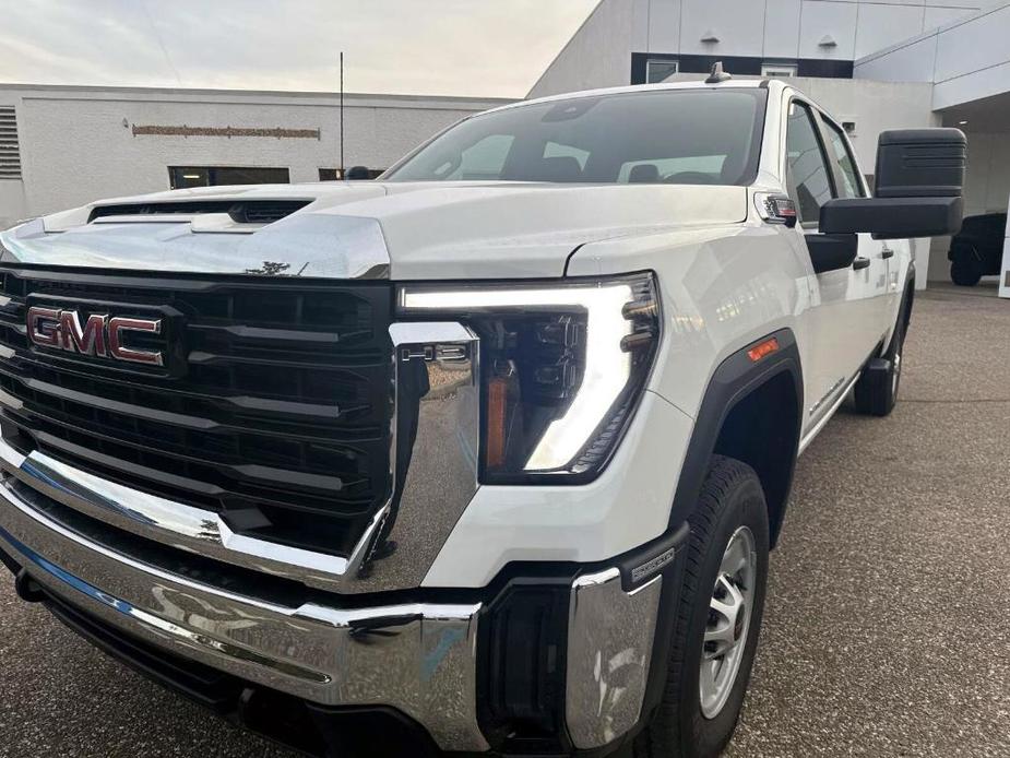 new 2024 GMC Sierra 2500 car, priced at $65,175