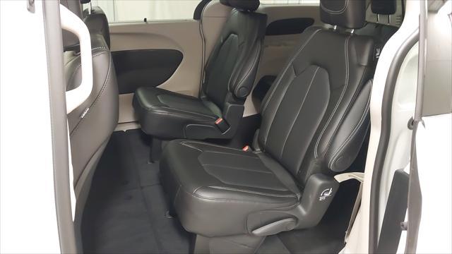 new 2024 Chrysler Pacifica car, priced at $41,145