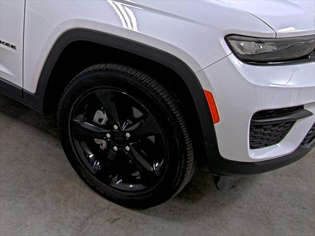 used 2023 Jeep Grand Cherokee car, priced at $35,990