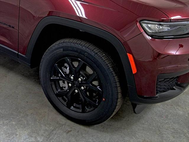 new 2025 Jeep Grand Cherokee L car, priced at $39,980