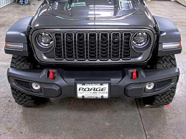 new 2025 Jeep Gladiator car, priced at $47,764