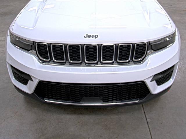used 2023 Jeep Grand Cherokee car, priced at $32,990