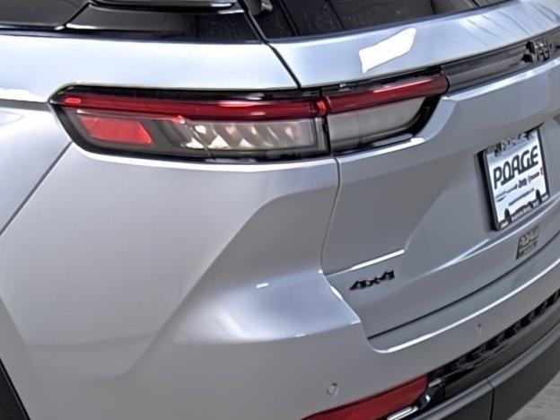 new 2025 Jeep Grand Cherokee car, priced at $40,352