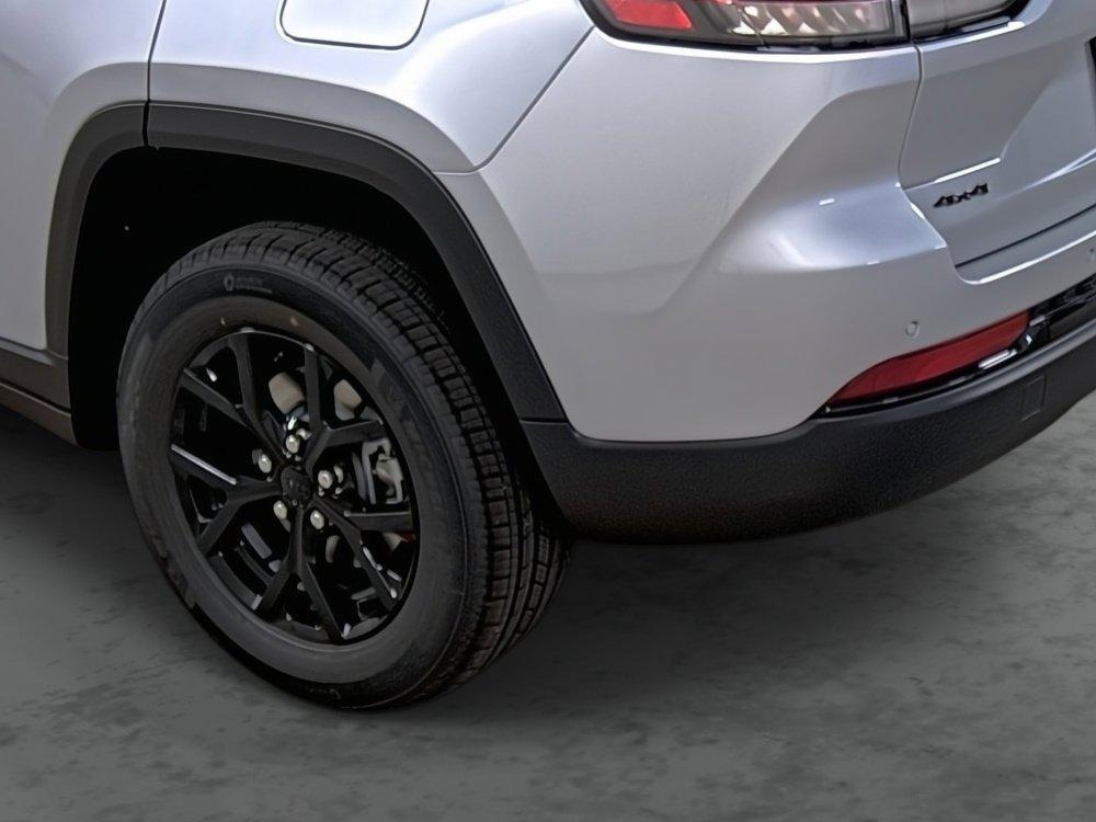 new 2025 Jeep Grand Cherokee car, priced at $40,352