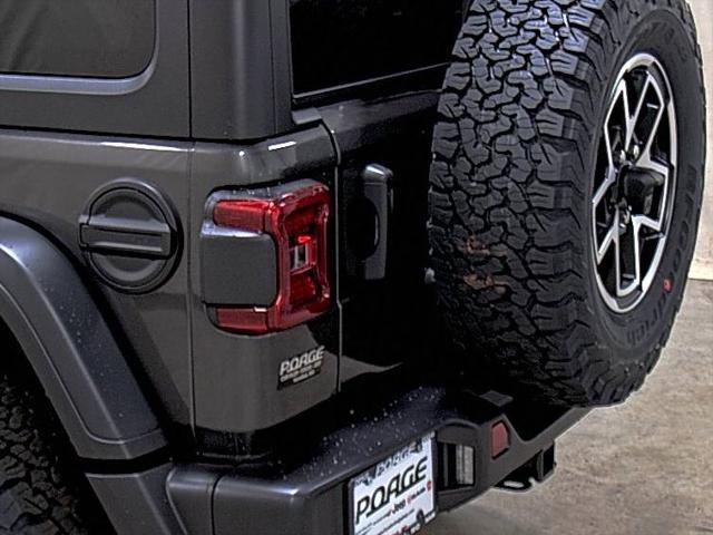 new 2025 Jeep Wrangler car, priced at $53,640