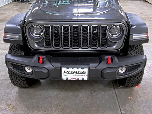 new 2025 Jeep Wrangler car, priced at $53,640