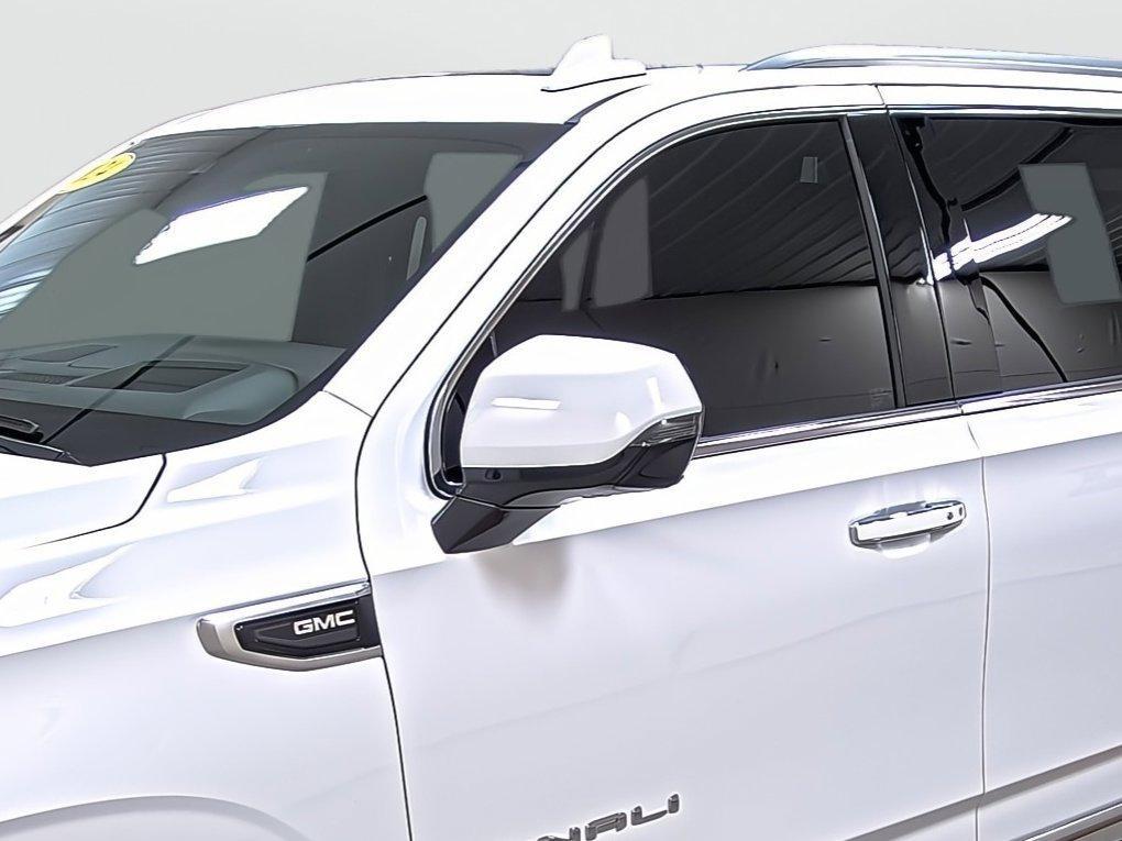 used 2024 GMC Yukon car, priced at $76,990