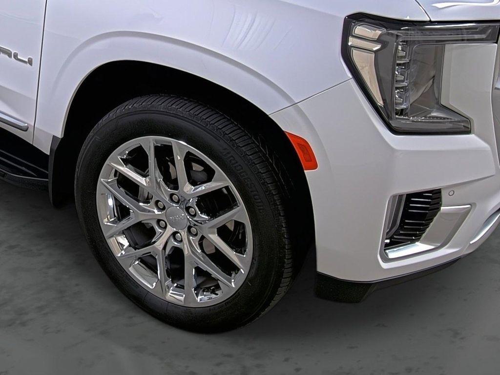 used 2024 GMC Yukon car, priced at $76,990