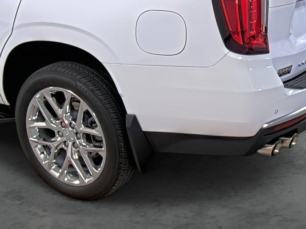 used 2024 GMC Yukon car, priced at $76,990