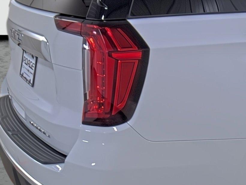 used 2024 GMC Yukon car, priced at $76,990