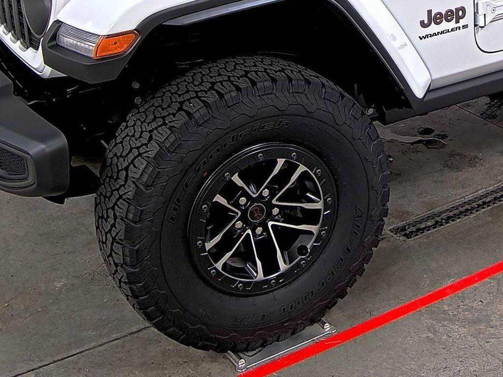 new 2025 Jeep Wrangler car, priced at $55,244