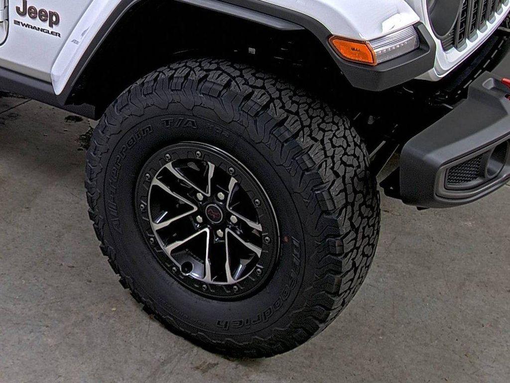 new 2025 Jeep Wrangler car, priced at $55,244