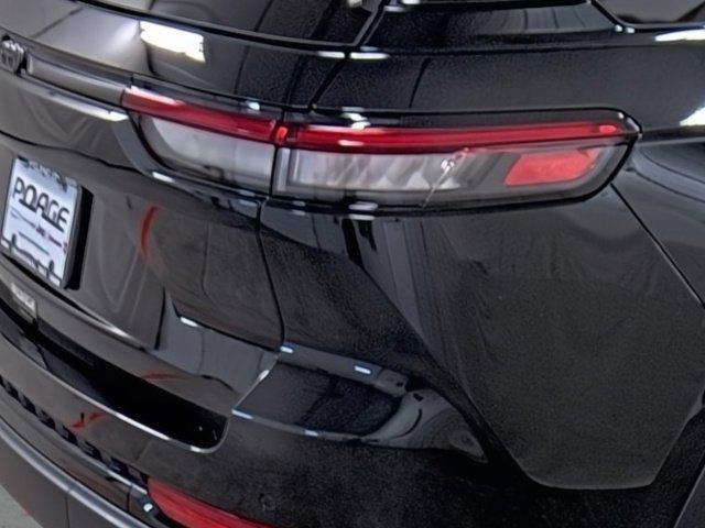 new 2025 Jeep Grand Cherokee car, priced at $37,225