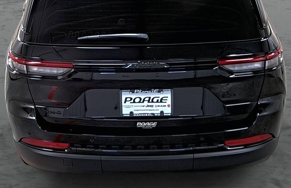 new 2025 Jeep Grand Cherokee car, priced at $37,225