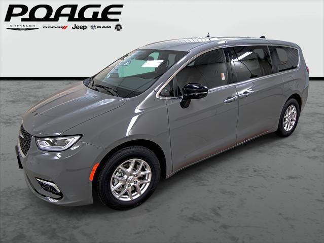 new 2025 Chrysler Pacifica car, priced at $38,211