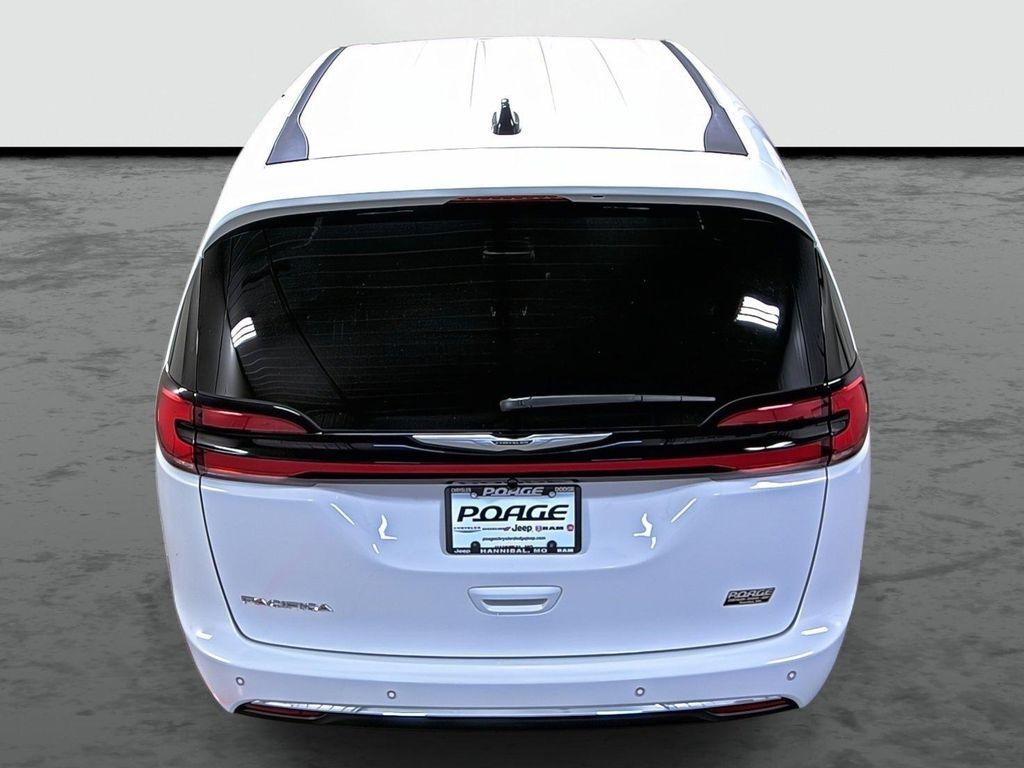 new 2026 Chrysler Pacifica car, priced at $38,836
