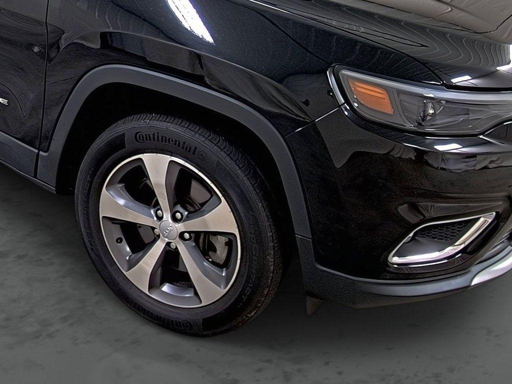 used 2022 Jeep Cherokee car, priced at $29,990
