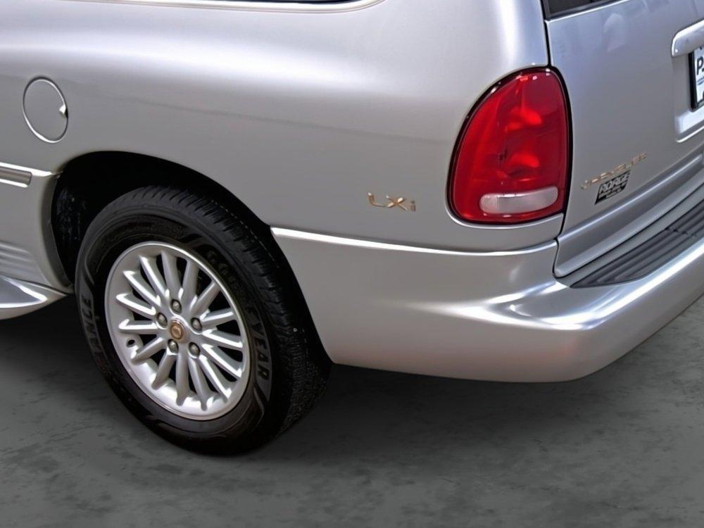 used 1999 Chrysler Town & Country car, priced at $7,990