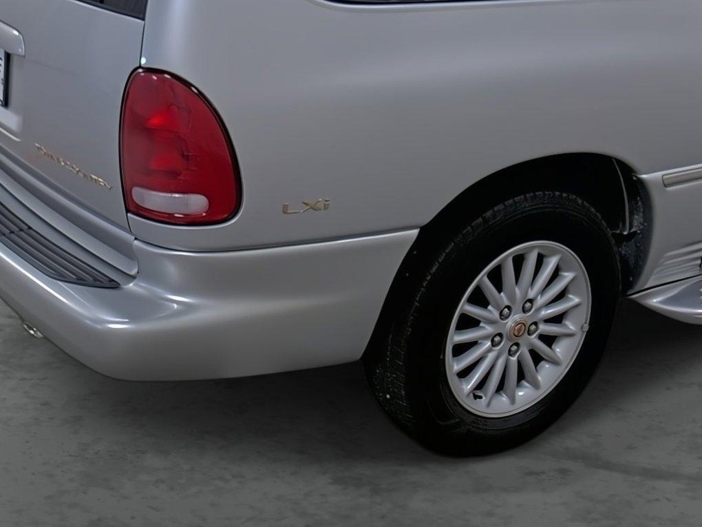 used 1999 Chrysler Town & Country car, priced at $7,990