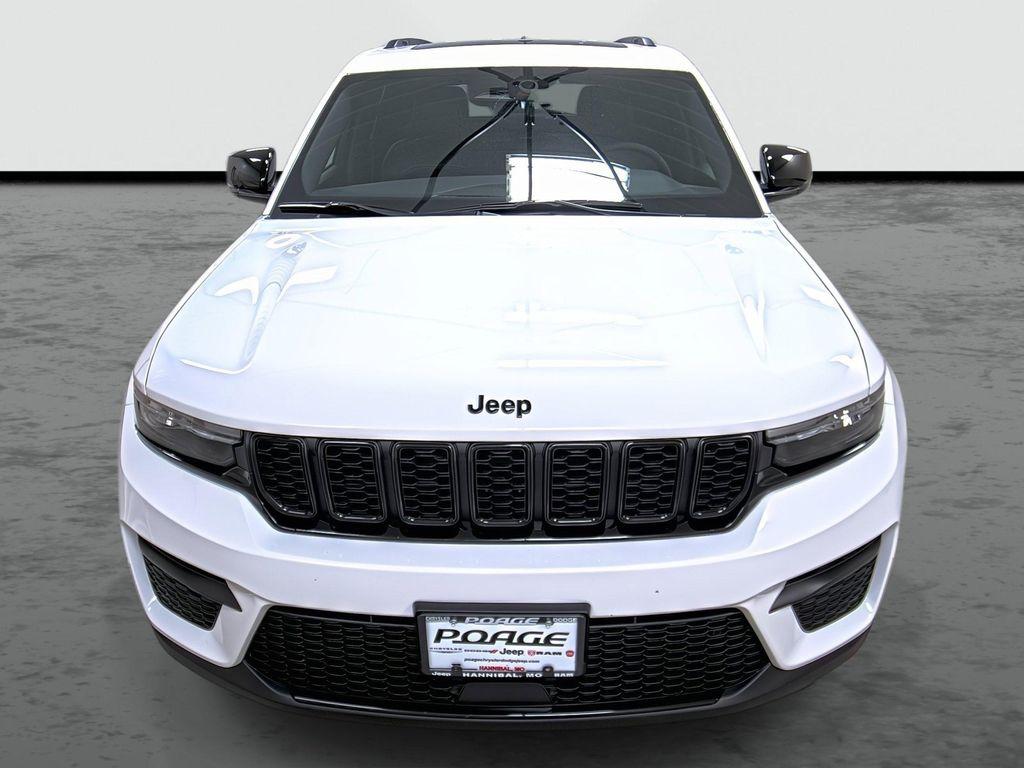 new 2025 Jeep Grand Cherokee car, priced at $41,188