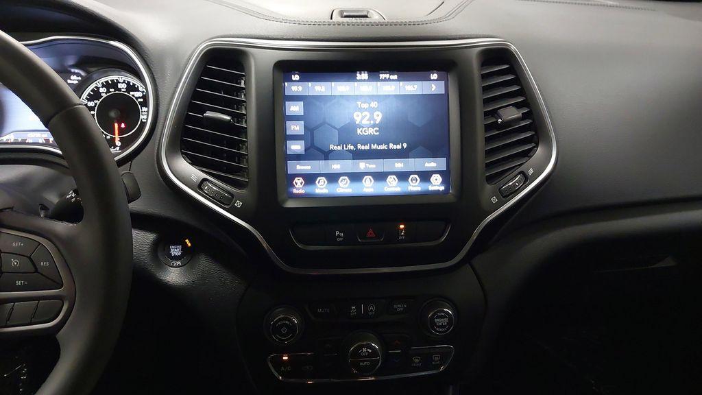 used 2022 Jeep Cherokee car, priced at $24,990