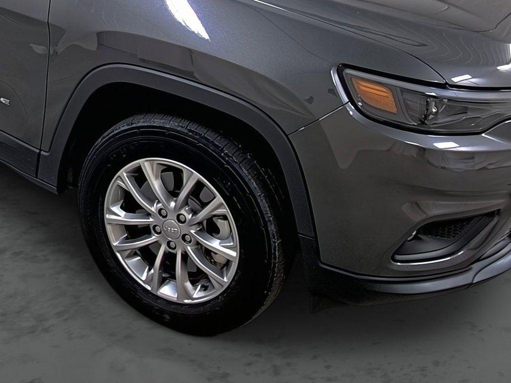 used 2022 Jeep Cherokee car, priced at $24,990