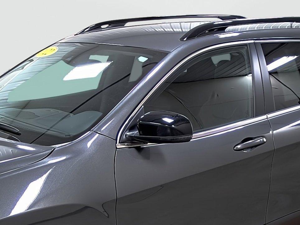 used 2022 Jeep Cherokee car, priced at $24,990