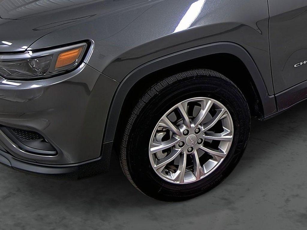 used 2022 Jeep Cherokee car, priced at $24,990