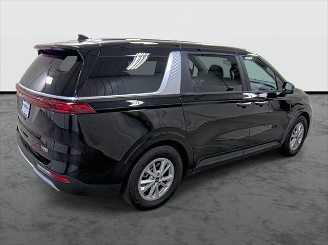 used 2024 Kia Carnival car, priced at $36,990