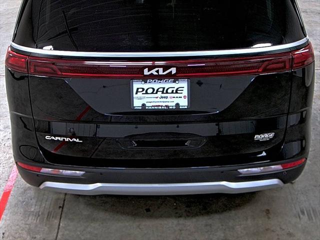 used 2024 Kia Carnival car, priced at $36,990