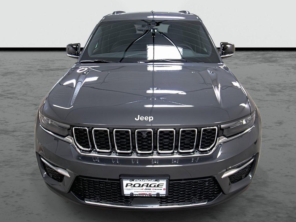new 2025 Jeep Grand Cherokee car, priced at $44,725