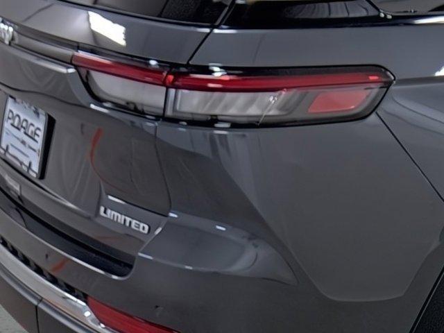 new 2025 Jeep Grand Cherokee car, priced at $44,725