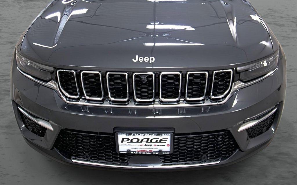 new 2025 Jeep Grand Cherokee car, priced at $44,725