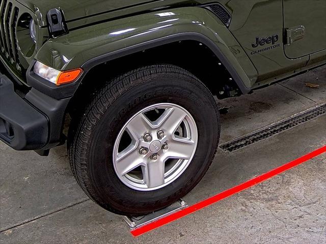 used 2022 Jeep Gladiator car, priced at $32,990