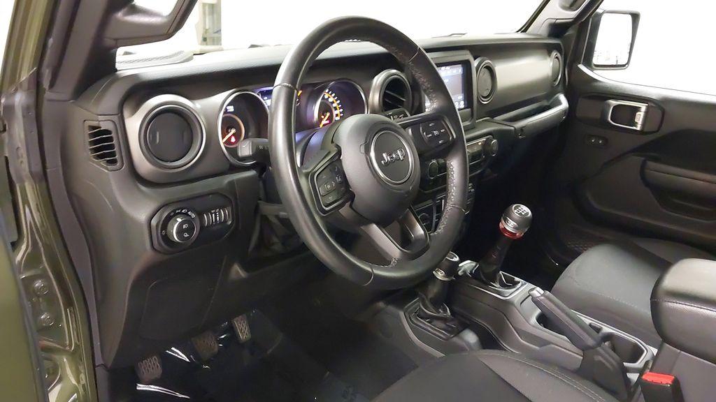 used 2022 Jeep Gladiator car, priced at $31,416