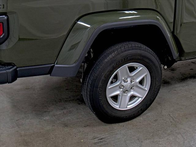 used 2022 Jeep Gladiator car, priced at $32,990