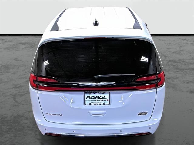 new 2025 Chrysler Pacifica car, priced at $37,145