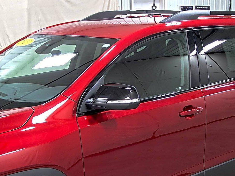 used 2023 GMC Acadia car, priced at $31,402