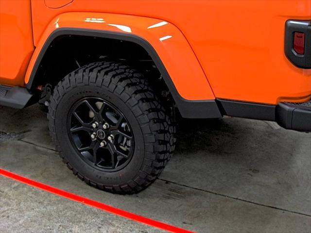new 2025 Jeep Gladiator car, priced at $43,930