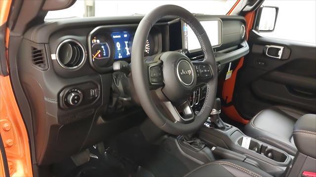 new 2025 Jeep Gladiator car, priced at $43,930