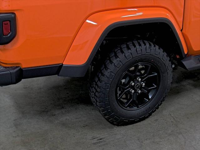 new 2025 Jeep Gladiator car, priced at $43,930
