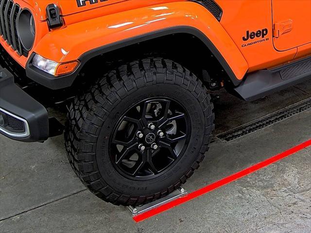 new 2025 Jeep Gladiator car, priced at $43,930