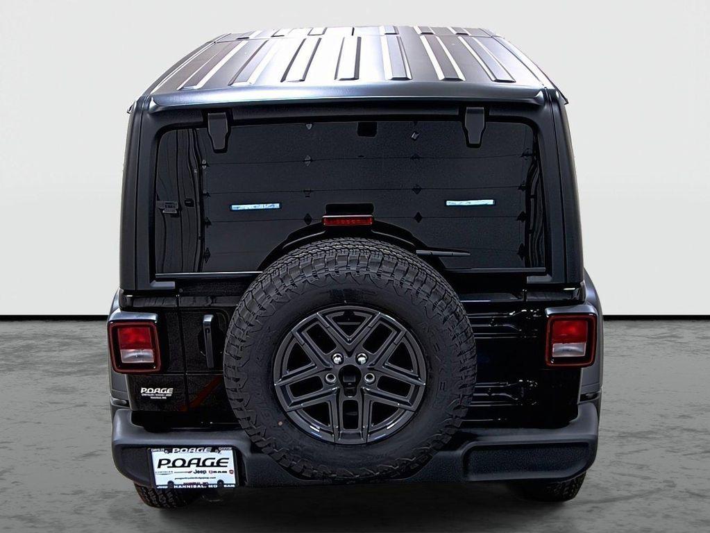 new 2025 Jeep Wrangler car, priced at $44,167