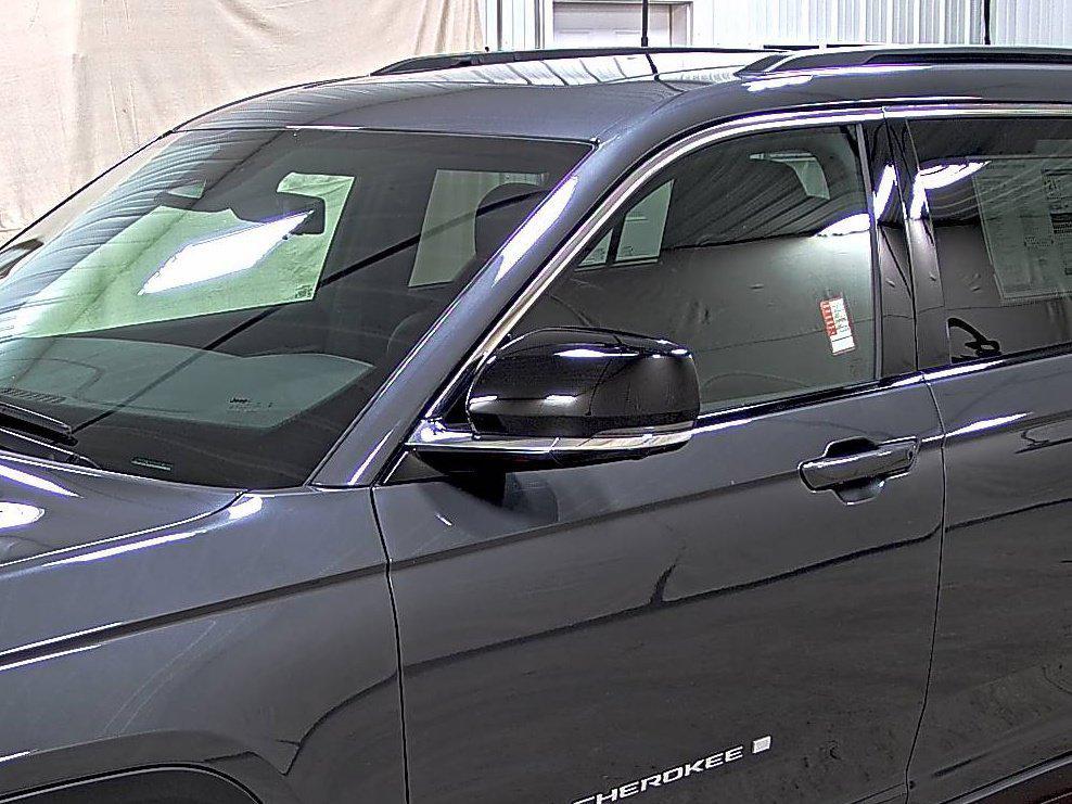 new 2025 Jeep Grand Cherokee L car, priced at $48,579
