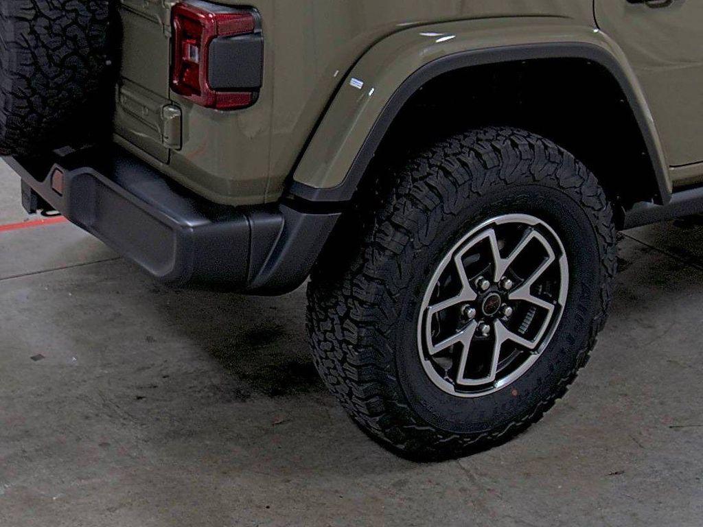 new 2025 Jeep Wrangler car, priced at $51,734
