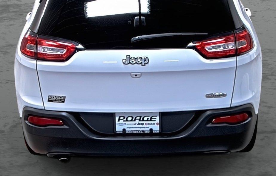 used 2018 Jeep Cherokee car, priced at $14,990