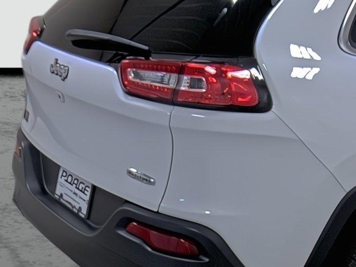 used 2018 Jeep Cherokee car, priced at $14,990