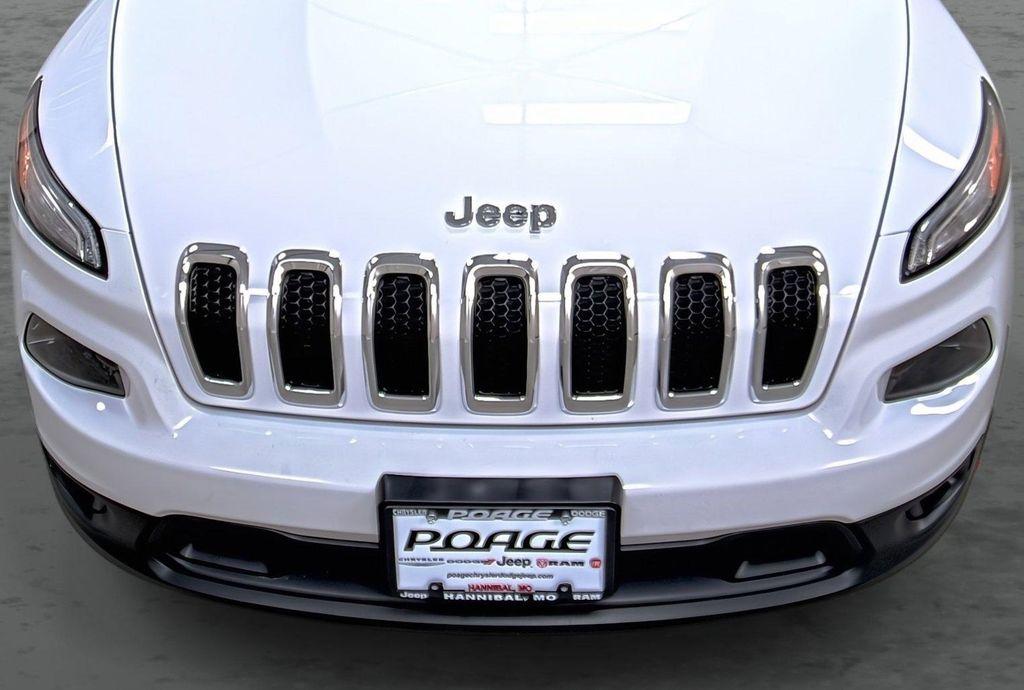 used 2018 Jeep Cherokee car, priced at $14,990