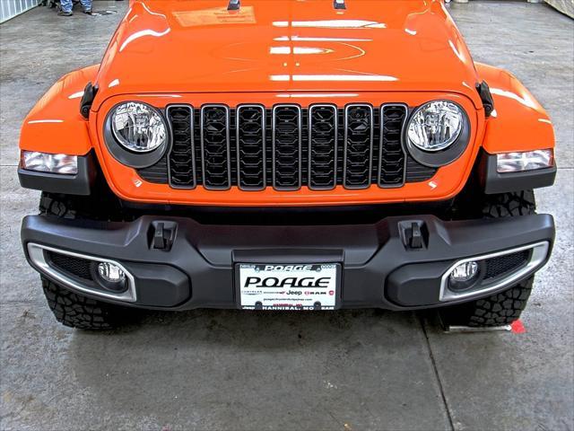new 2025 Jeep Gladiator car, priced at $44,530